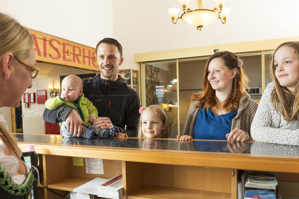 ברוואנג Familotel Kaiserhof - Families Only מראה חיצוני תמונה